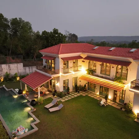 Casa Azul- Luxury 4Bhk Assagao With Private Pool Villa